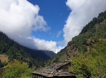 india/manali/old-manali/landmark/old-manali-house