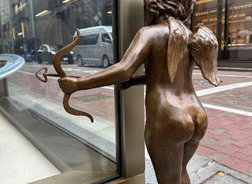 japan/tokyo/ginza/landmark/angel-of-ginza