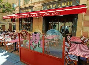france/nimes/landmark/pl-saint-roch