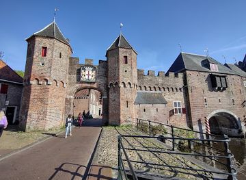 netherlands/amersfoort/landmark/couple-gate