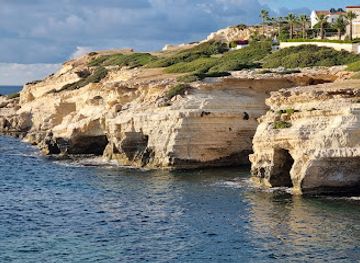 cyprus/avakas-gorge/landmark/sea-caves-peyia-paphos