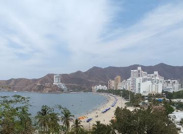 colombia/santa-marta/el-rodadero/landmark/playa-el-rodadero-santa-marta