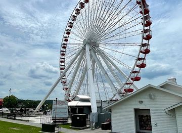 missouri/table-rock-lake/landmark/branson-ferris-wheel