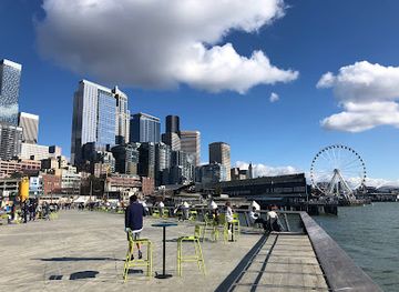 washington/seattle/landmark/pier-62