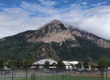 colorado/crested-butte/landmark/pitas-in-paradise
