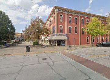 illinois/quad-cities/landmark/qc-haunts-history-tours