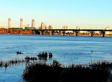 ukraine/sian-river/landmark/kyiv-founders-monument