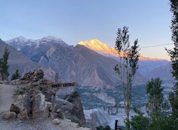 pakistan/northern-areas/landmark/eagle-s-nest-point