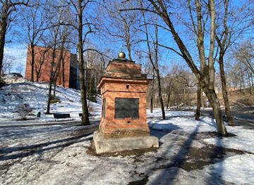 estonia/estonian-islands/landmark/monument-of-nations