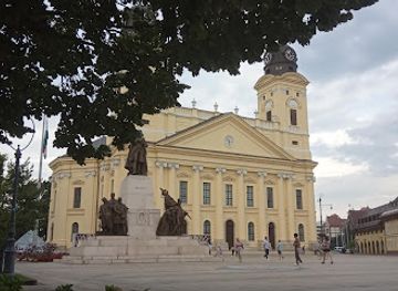 hungary/debrecen/landmark/szabo-magda-szobor