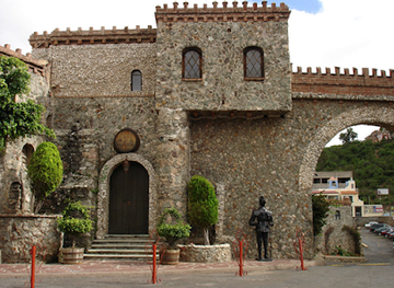 mexico/bajio/landmark/hotel-castillo-santa-cecilia