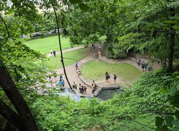 arkansas/hot-springs/landmark/tufa-terrace-trail