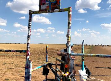 texas/south-plains/landmark/cadillac-ranch