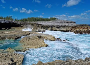 the-bahamas/eleuthera/landmark/queen-s-baths