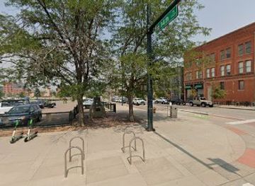 colorado/denver/lodo-lower-downtown/landmark/old-city-hall-bell-plaza