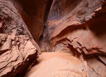 utah/dixie/landmark/singing-canyon