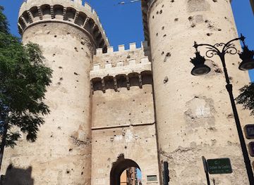 spain/valencia/landmark/quart-towers