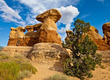 utah/escalante/landmark/devils-garden