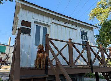 wisconsin/appleton/landmark/wisconsin-state-historical-marker-556-vulcan-street-plant-replica