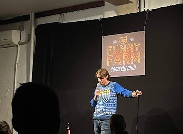 ohio/youngstown/landmark/funny-farm-comedy-club