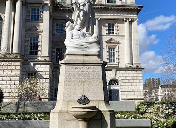 united-kingdom/belfast/landmark/the-titanic-memorial-garden