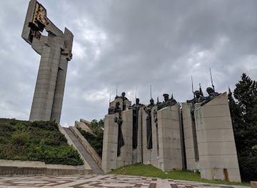 bulgaria/southeast-bulgaria/landmark/samara-flag-monument