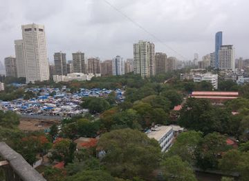 india/mumbai/colaba/landmark/colaba-woods-garden