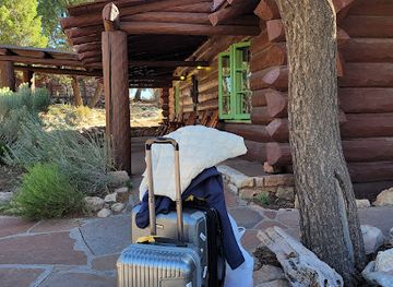 arizona/grand-canyon-village/landmark/bright-angel-lodge