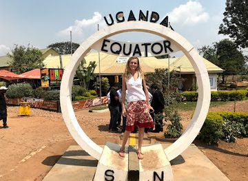 uganda/eastern-region/landmark/uganda-equator