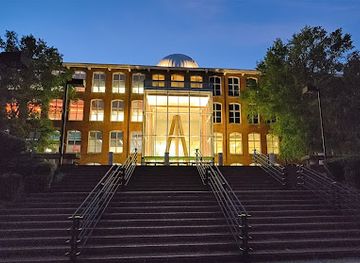 south-carolina/columbia-riverfront-park/landmark/south-carolina-confederate-relic-room-and-military-museum
