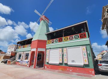 sint-maarten/philipsburg/landmark/dutch-blonde-beach-bar-restaurant
