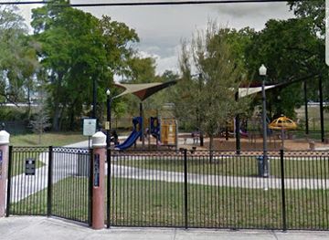 florida/orlando/landmark/z-l-riley-park