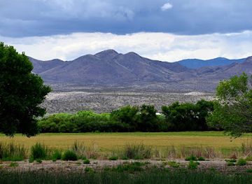 new-mexico/rio-grande-valley/landmark/bosque-del-apache-national-wildlife-refuge-visitor-center