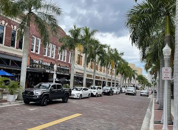 florida/fort-myers/landmark/river-district