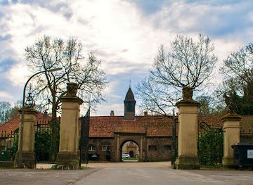 germany/ruhr/landmark/wasserschloss-haus-dellwig