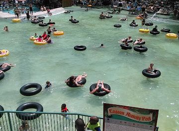 texas/new-braunfels/landmark/hillside-tube-chute