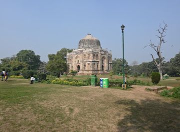 india/delhi/lodhi-gardens/landmark/glass-house