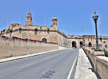 malta/tas-silg-area/landmark/fortifications-of-senglea