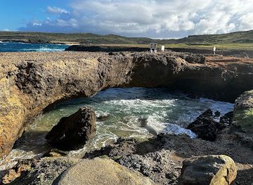 aruba/boca-catalina/landmark/natural-bridge-aruba