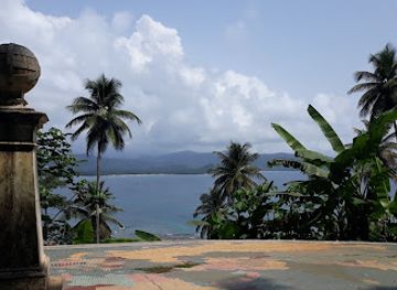 sao-tome-and-principe/rolas-island/landmark/equator-landmark