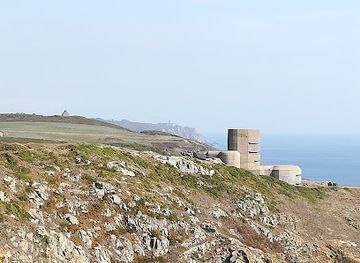 guernsey/rousse-tower/landmark/bunker