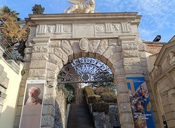 slovenia/nova-gorica/landmark/arco-bollani