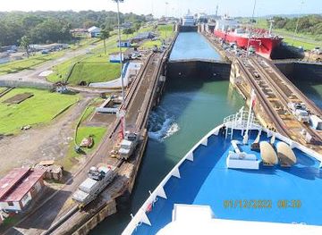 panama/colon/landmark/gatun-locks