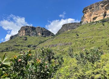 south-africa/drakensberg-mountains/landmark/gudu-falls