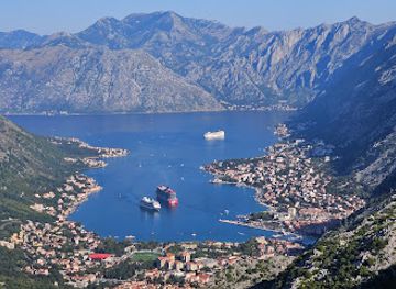 montenegro/bay-of-kotor/landmark/kotor-cable-car