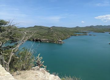 curacao/band-abou/landmark/santa-martha-bay-view-lookout-point