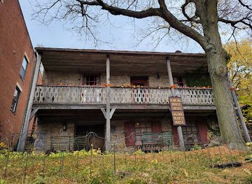 wisconsin/driftless-area/landmark/dowling-house