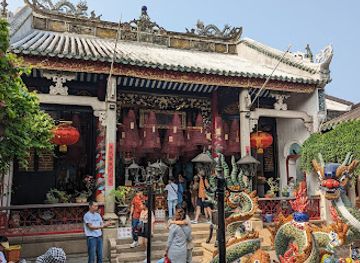 vietnam/hoi-an/landmark/hoi-quan-quang-dong-cantonese-assembly-hall