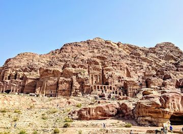 jordan/dana-village/landmark/royal-tombs