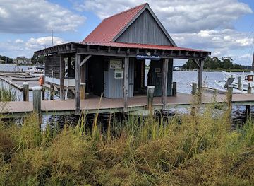 maryland/chesapeake-bay-maritime-museum/landmark/waterman-s-wharf